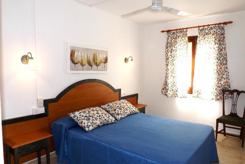 Nure Cel Blau Apartment Cala' en Bosch Bagian luar foto
